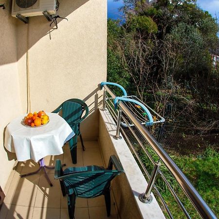 Guest House Mandarina Будва Экстерьер фото