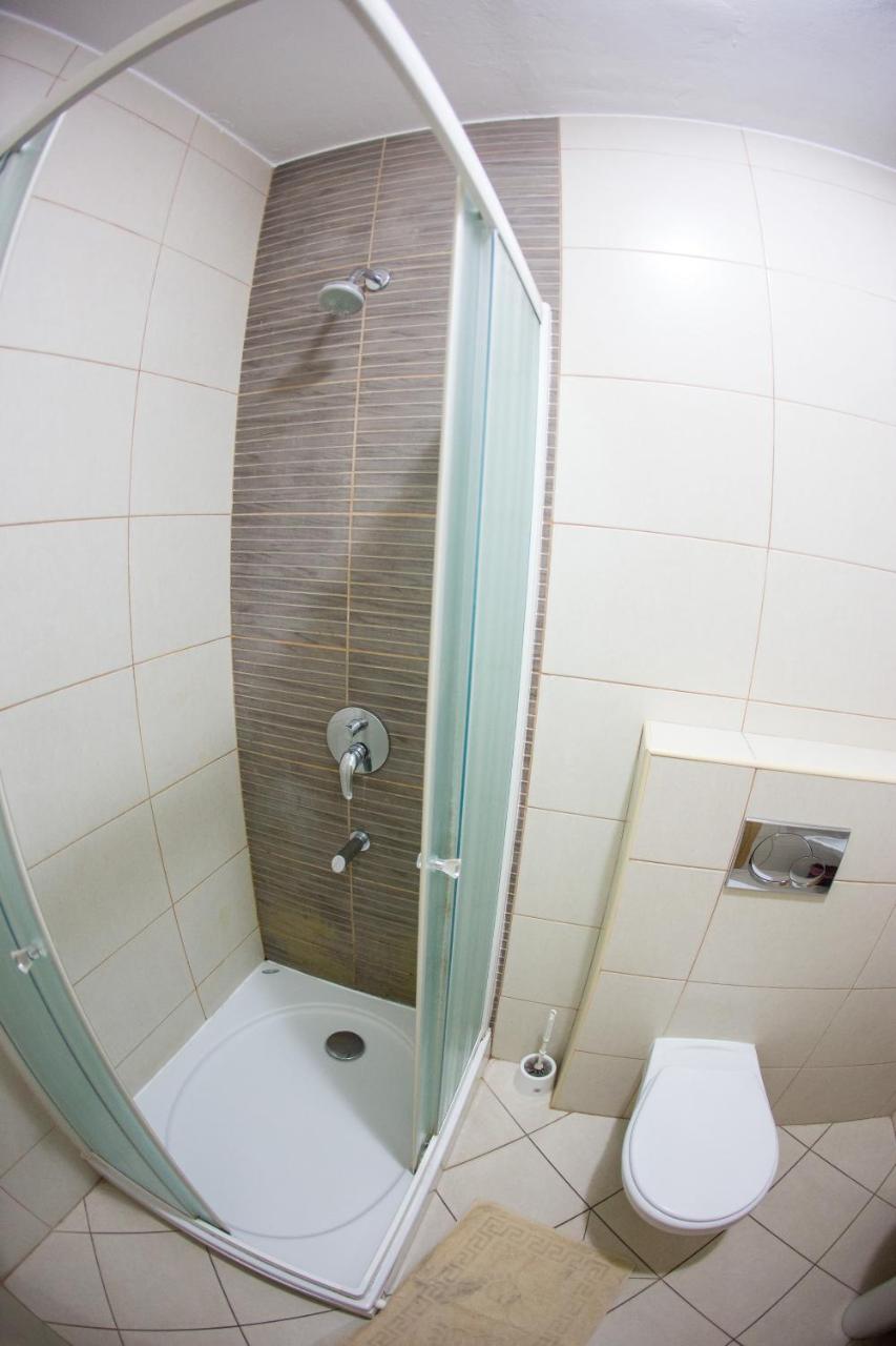 Guest House Mandarina Будва Экстерьер фото
