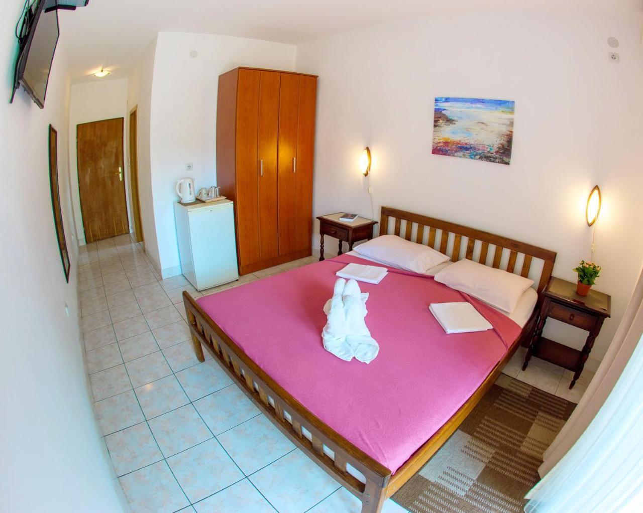 Guest House Mandarina Будва Экстерьер фото